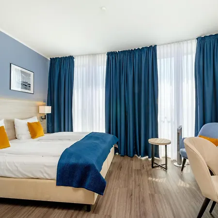 Hotelhafenwedel 3*